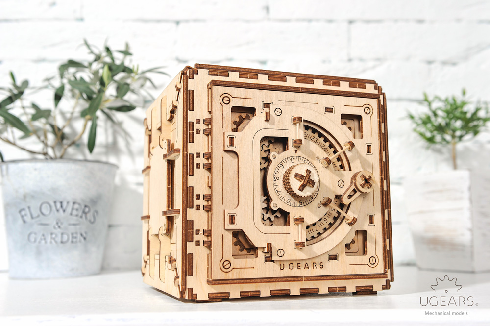 personal code ugears safe model